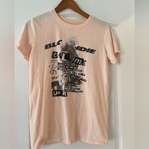 Blondie Distressed Pink tee size Small